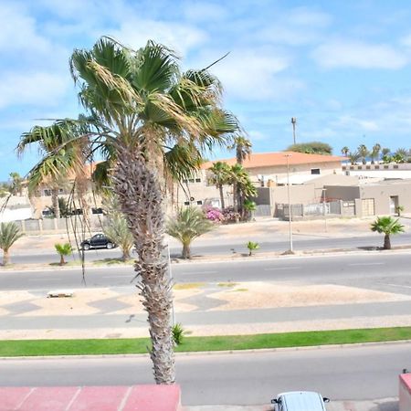 Kyaala Djadsal Moradias Pool&Sea Santa Maria Exterior foto