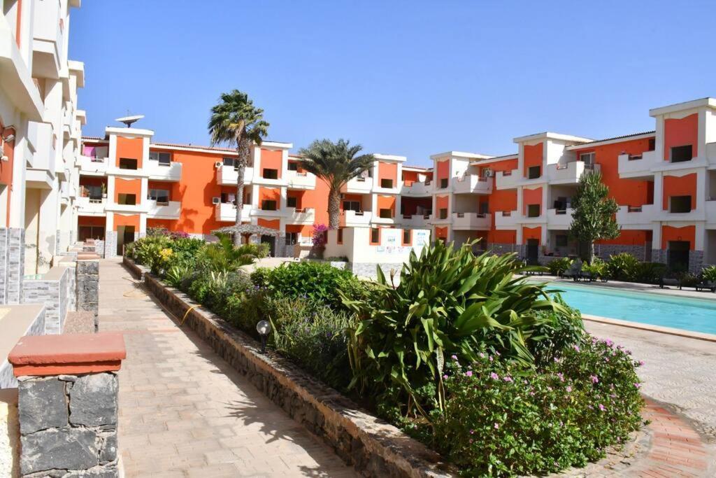 Kyaala Djadsal Moradias Pool&Sea Santa Maria Exterior foto